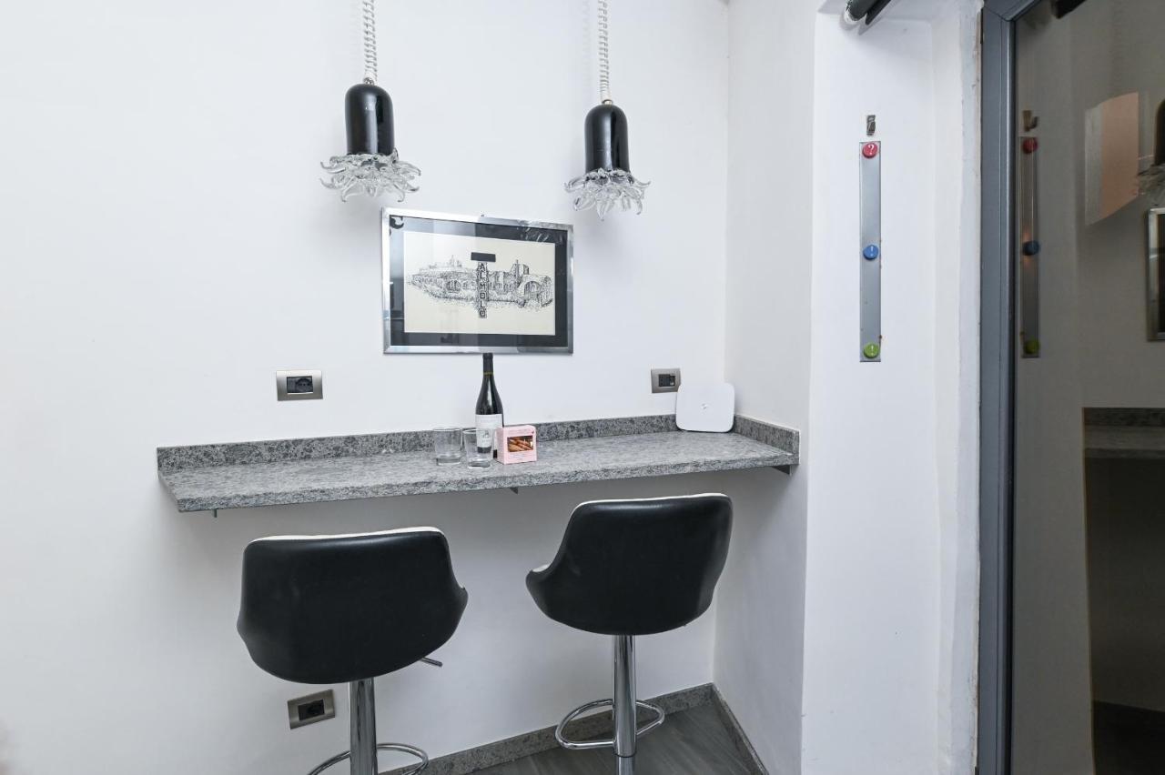 The Essential Trastevere Design Studio Rom Eksteriør billede